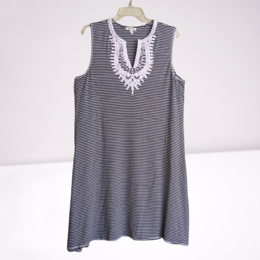 Max Studio Black White Stripe Shift Dress Crochet Lace Yoke Sleeveless